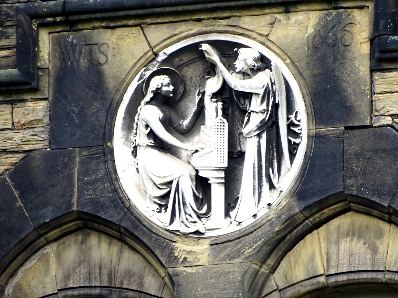 Music_Themed_Roundel_on_the_former_home_of_William_Turton_Stacey_Roundel_dated_1865.jpg