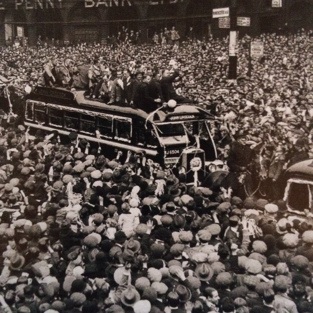 Sheffield Wednesday 1935 Open Top Bus.jpeg
