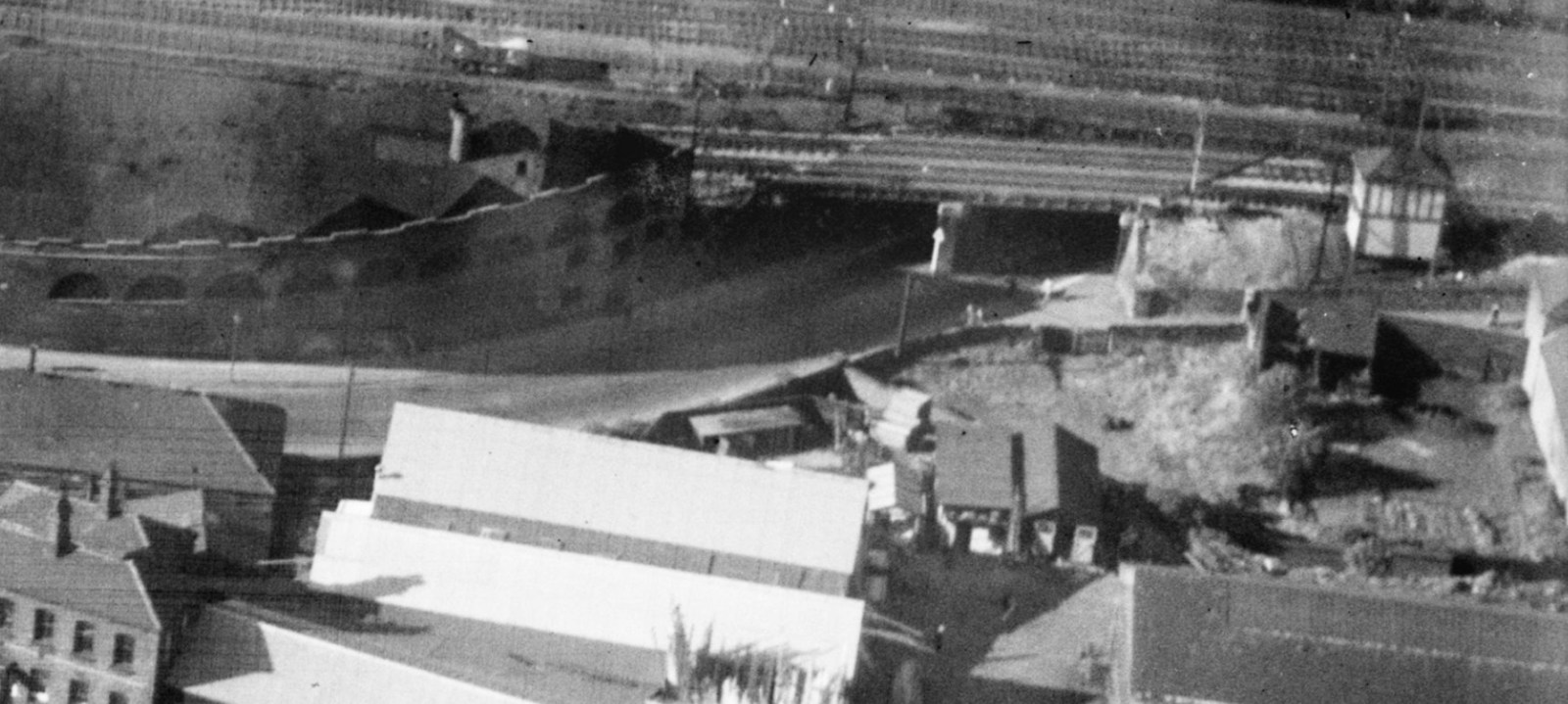 Nunnery Single line 1937 Rear view.jpg